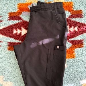 Figs Yola Black Skinny Scrub Pants